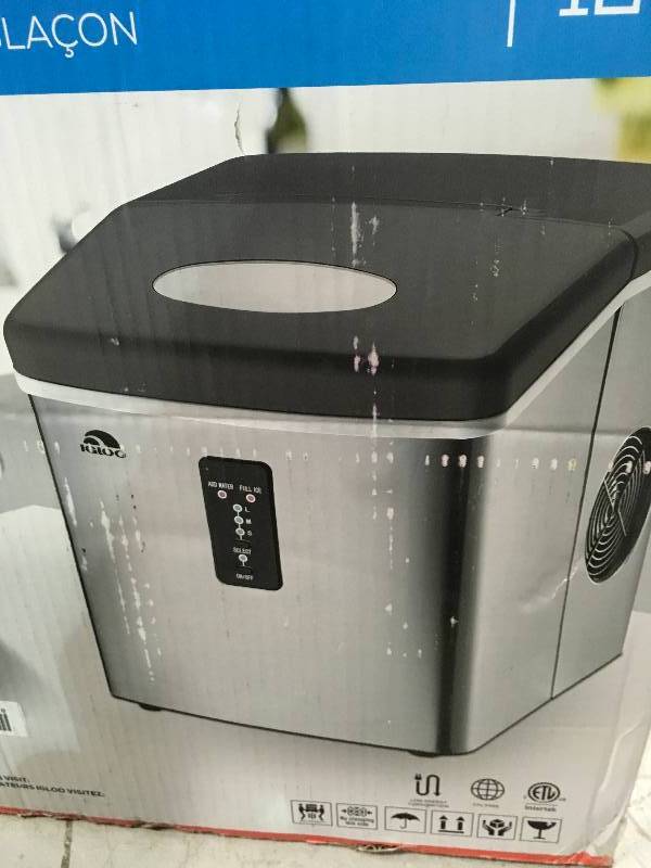 lot 94 image: Igloo ICE103 Compact Ice Maker - Stainless Steel with Oversized Ice Basket  Used in good working cond.