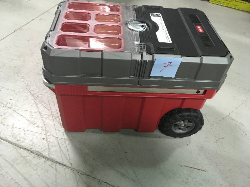 lot 7 image: Keter Master Pro Sliding Tool Chest, Colour - Black  Red ion good conditions