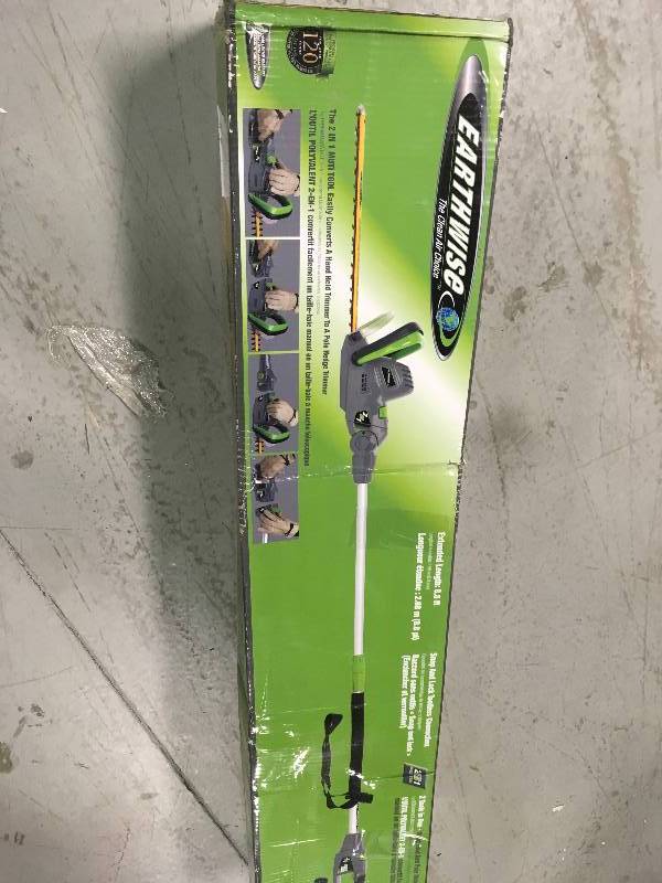 lot 32 image: Earthwise CVPH43018 2-in-1 Convertible Pole Hedge Trimmer in working conditions