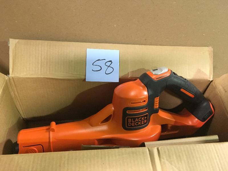 lot 58 image: Black & Decker LSW321 20 Volt Lithium Cordless Sweeper in working conditions