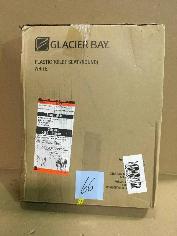 lot 66 image: Glacier Bay Round Slow Closed Front Toilet Seat with Quick Release Hinges in White in good conditions