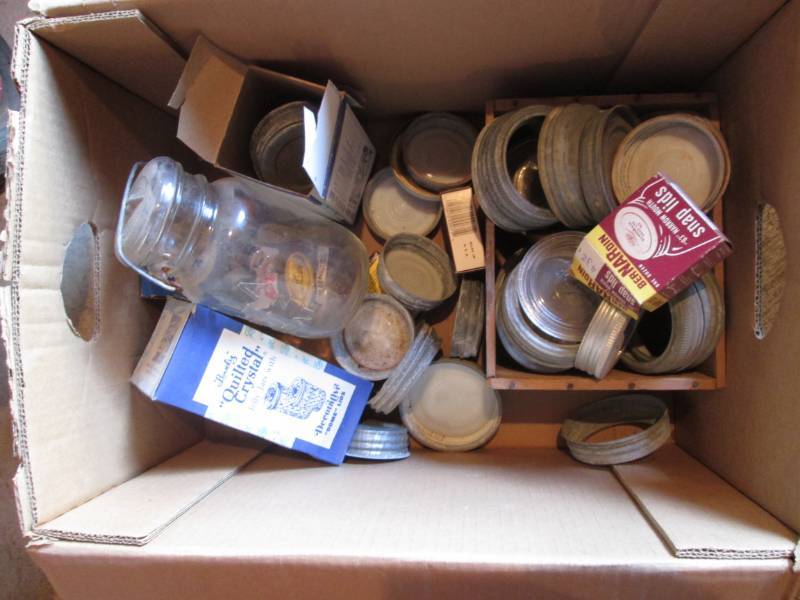 lot 11 image: Canning accessiories...