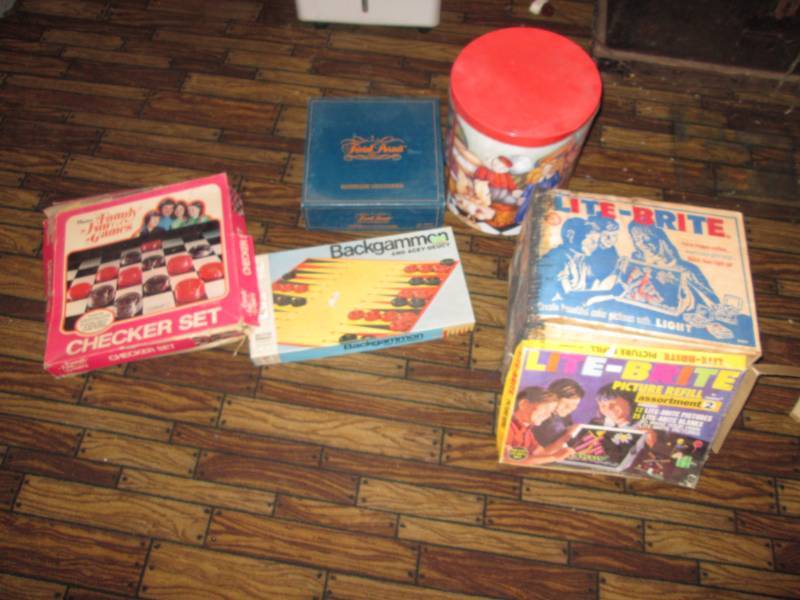 lot 67 image: Vintage games includes lite brite s...
