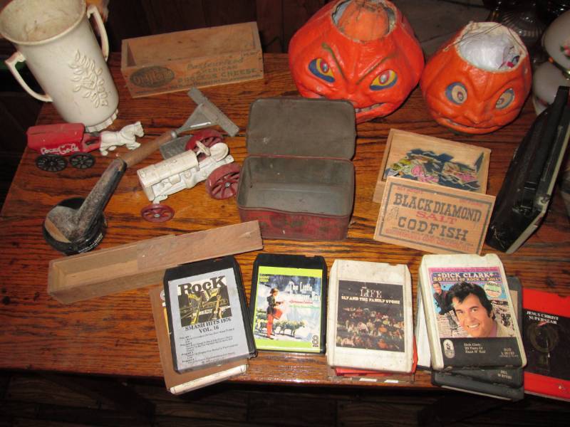 lot 90 image: Misc. antique collector items...