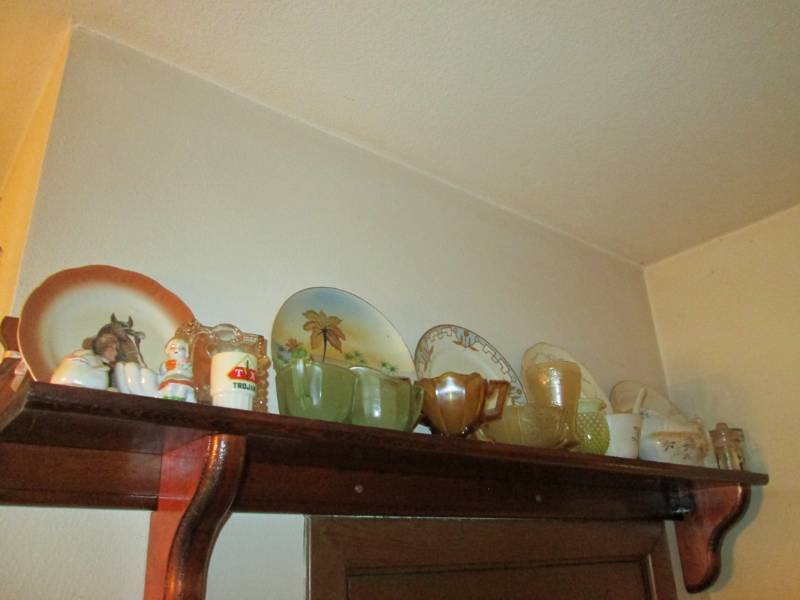 lot 170 image: Misc. glasswarenick naks...