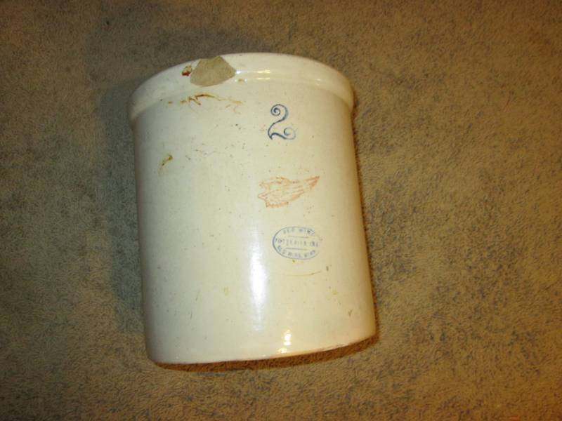 lot 184 image: 2 gal Red Wing crock...