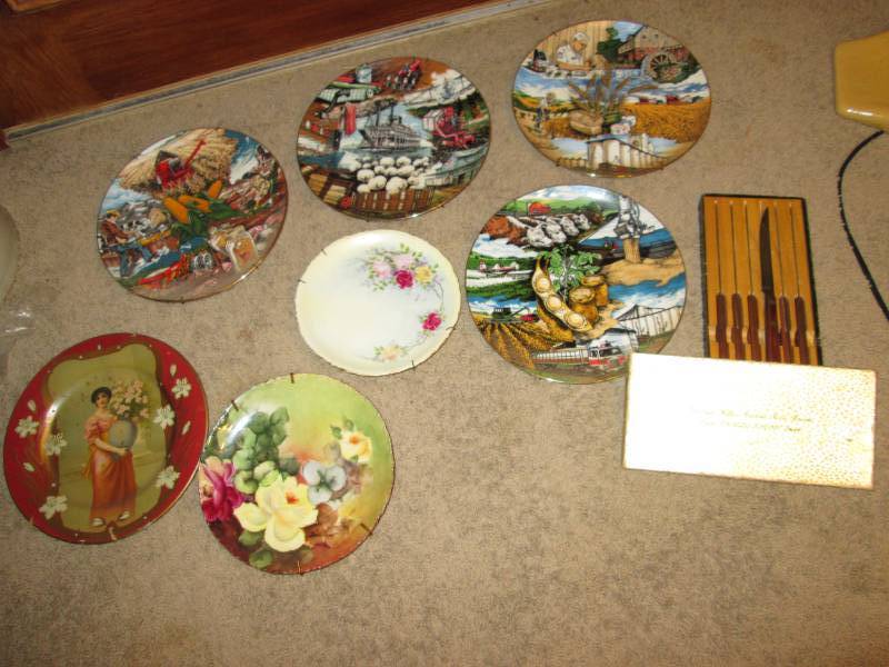 lot 197 image: Harest collector platesmisc plates...