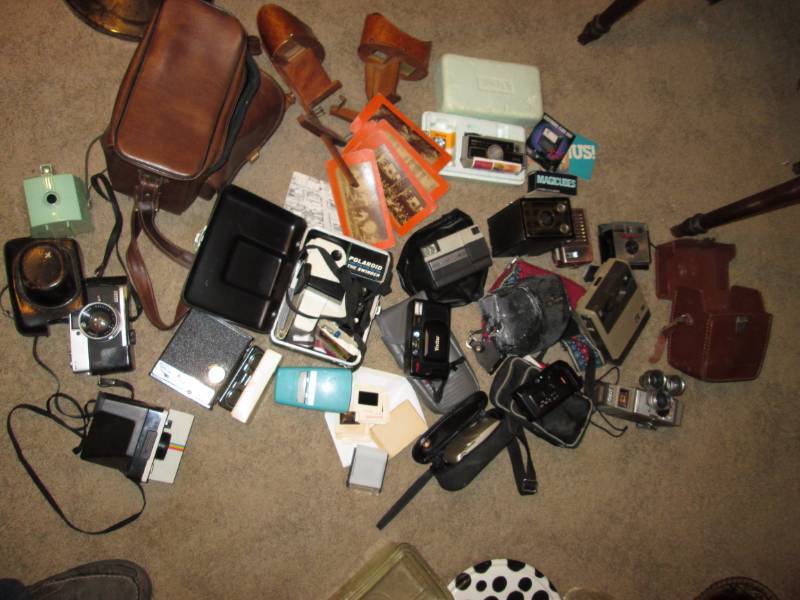 lot 209 image: Misc. vintage camerasslide viewer...
