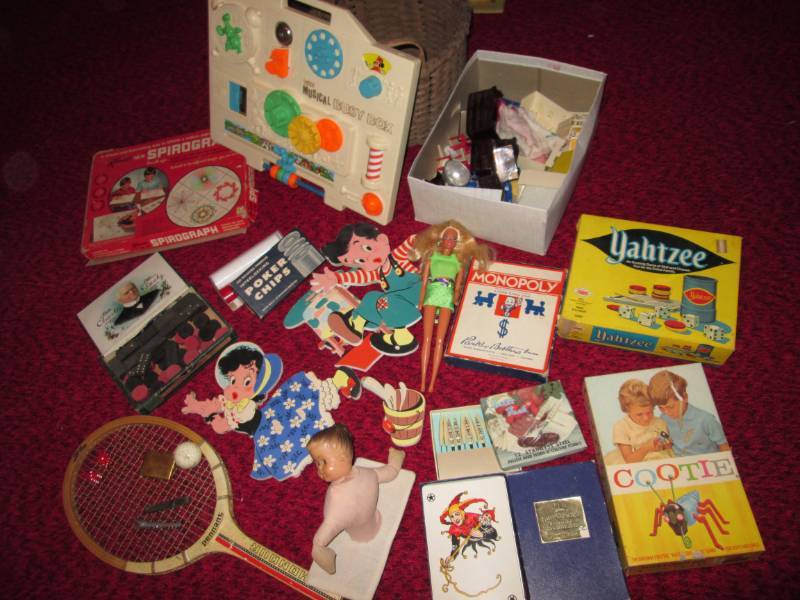 lot 238 image: Vintage toysgames...