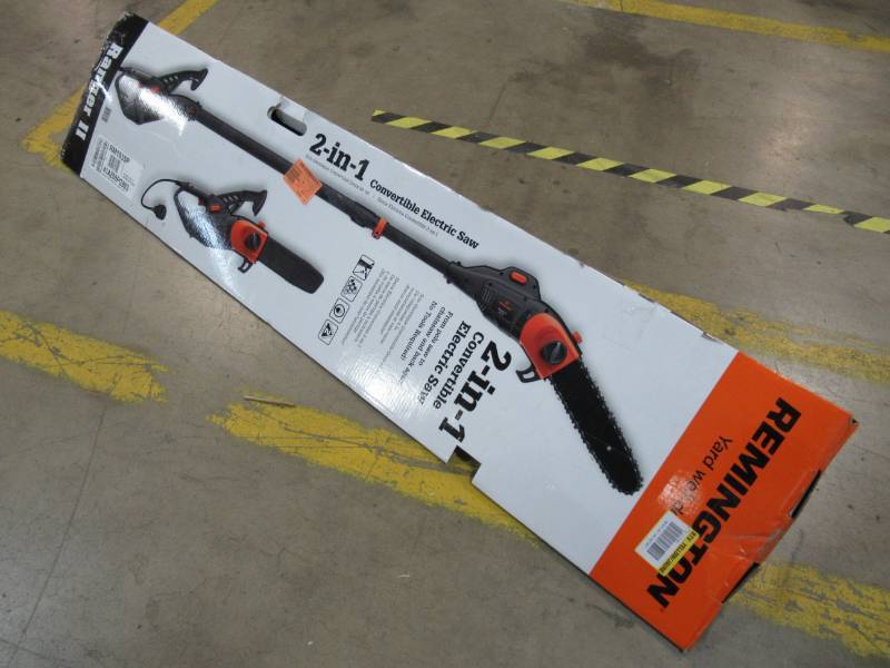 lot 18 image: Remington Ranger II 10 in. 8 AMP Electric Telescoping 2-in-1 Pole Saw