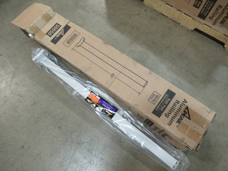 lot 158 image: Peak Aluminum Railing 4 in. x 4 in. x 42 in. White Aluminum Stair Post (Quantity 6) Model 50050