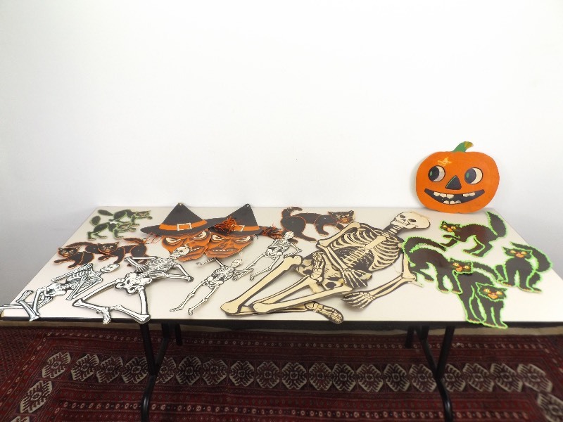 lot 9 image: Lot of Vintage Die Cut Beistle etc. Halloween Cat, Witch, etc.
