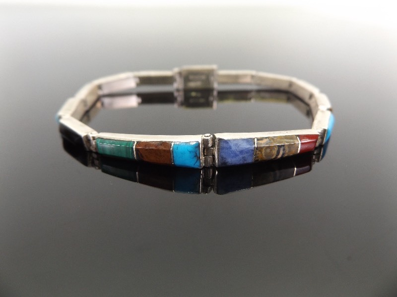 lot 19 image: .950 Platinum Turquoise, Coral, and Agate Bracelet