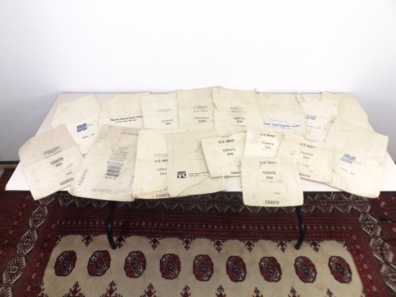lot 48 image: Collection of Vintage Canvas Bank Bags