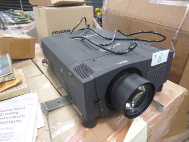 Christie Roadrunner L6 Projector