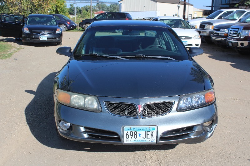 2004 Pontiac Bonneville SE