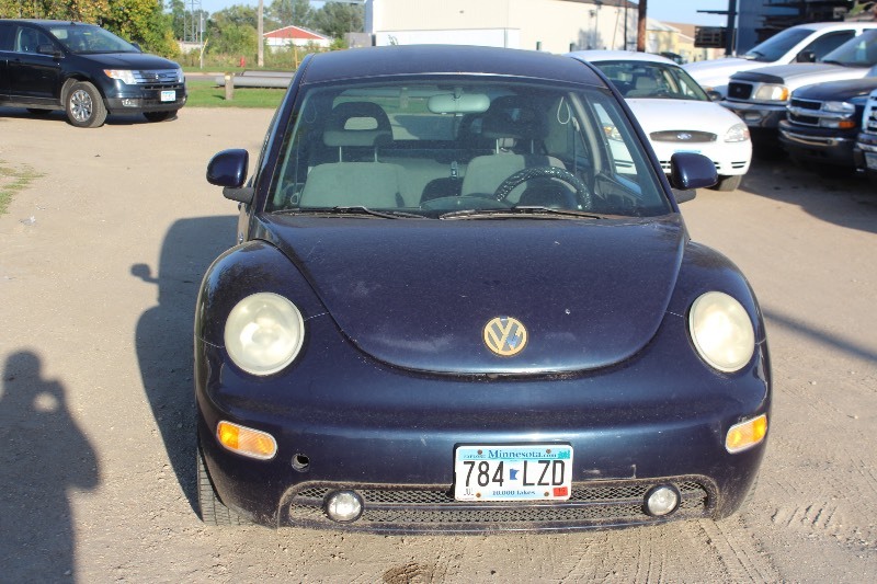 1999 Volkswagen New Beetle - 5 Speed -