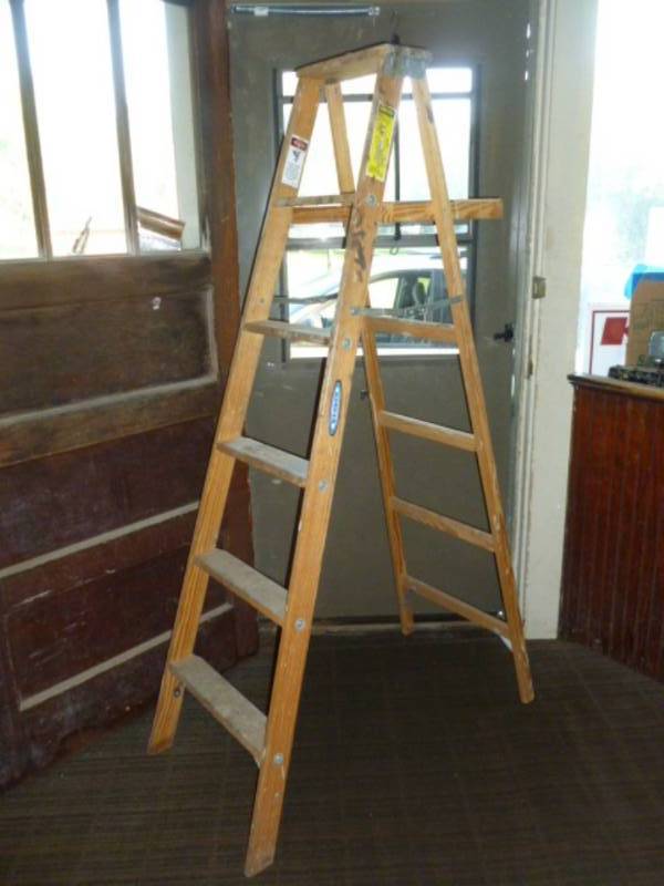 Step Ladder