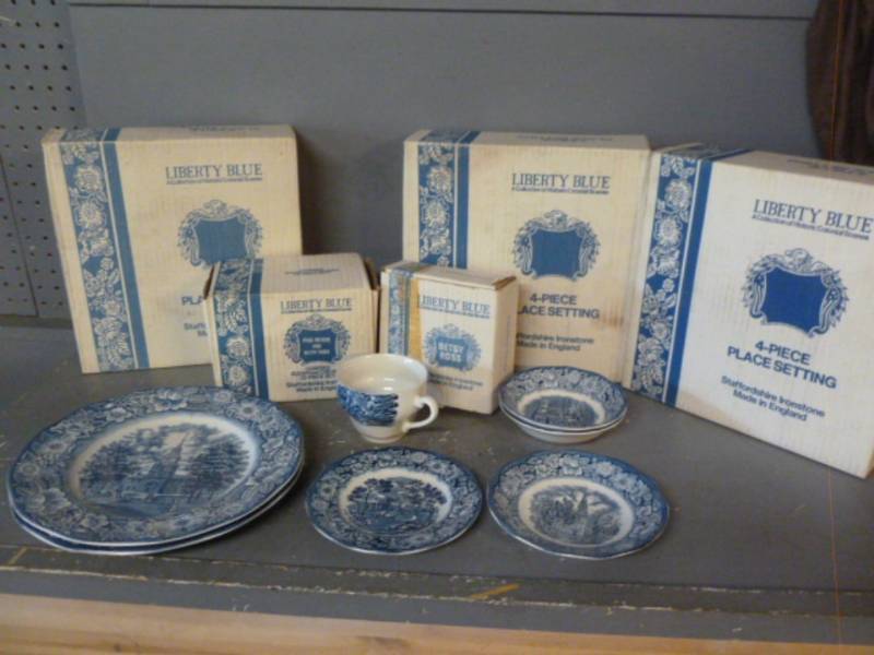 Vintage Dish Set