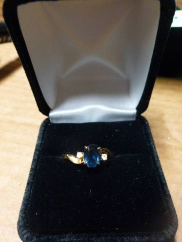 Ladies Ring