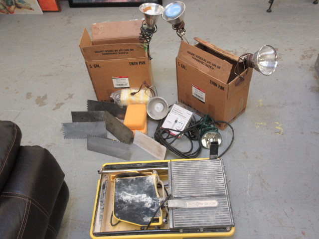 lot 121 image: HOME IMPROVEMENT TOOLS