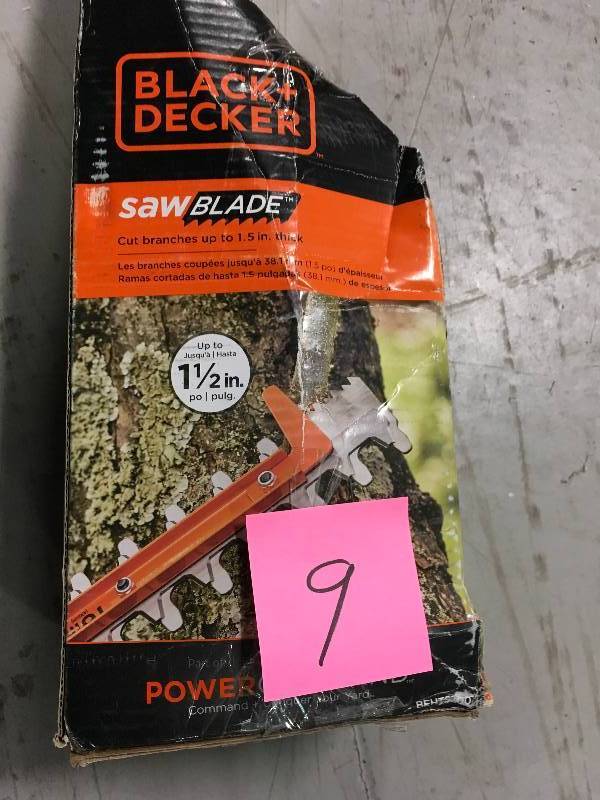 lot 9 image: Black & Decker BEHTS300 20 Inch Electric Hedge Trimmer  Used in good working cond.
