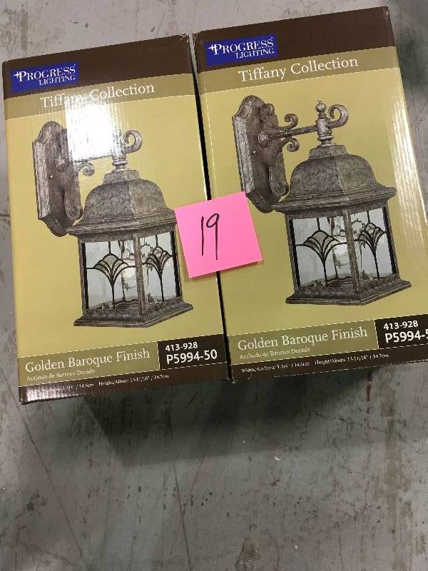 lot 19 image: Lot of 2 Progress Lighting Tiffany 1-Light Golden Baroque Outdoor Wall Lantern P5994-50 New
