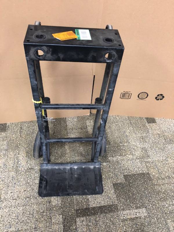 lot 105 image: Milwaukee convertible truck missing handle and small wheels