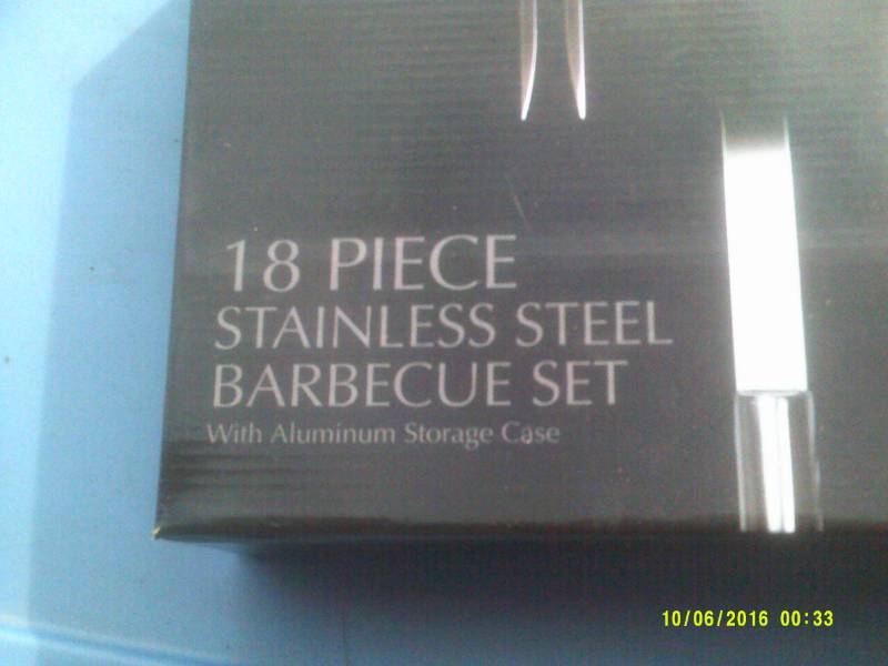 18 PIECE STANLESS BBQ SET