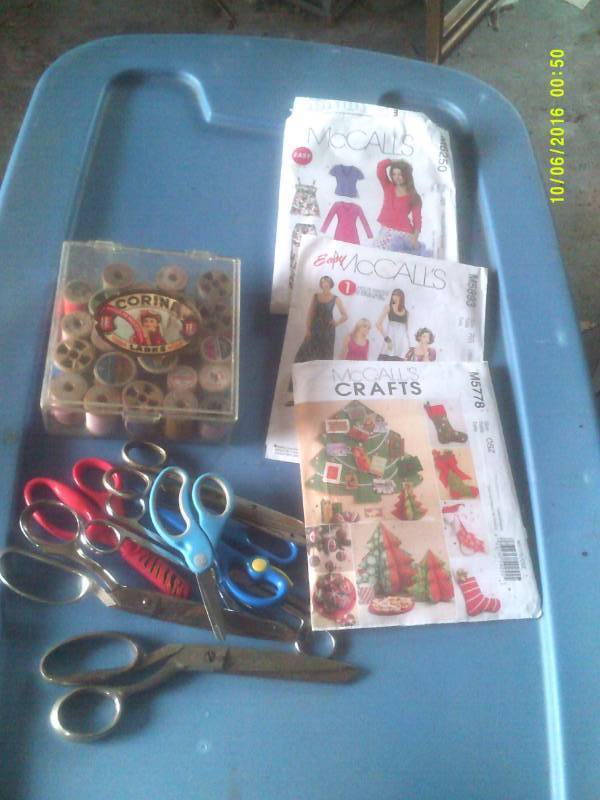 PATTERNS , SCISSORS , THREAD