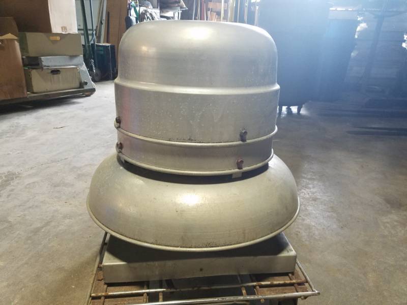 lot 38 image: Hood Vent Blower