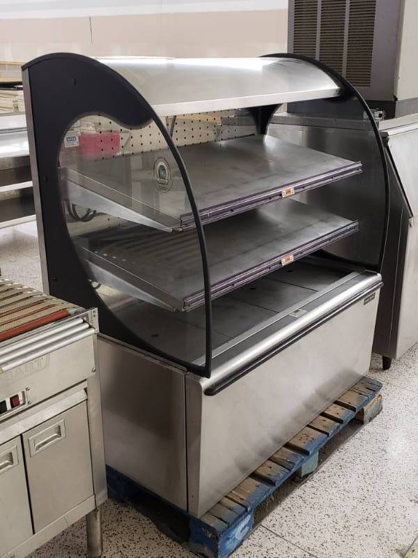 lot 5 image: Warmer Display
