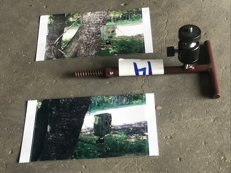 lot 14 image: Custom Made Game Camera Mount