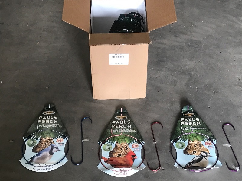 lot 25 image: 25-Pack Of Bird Perchs