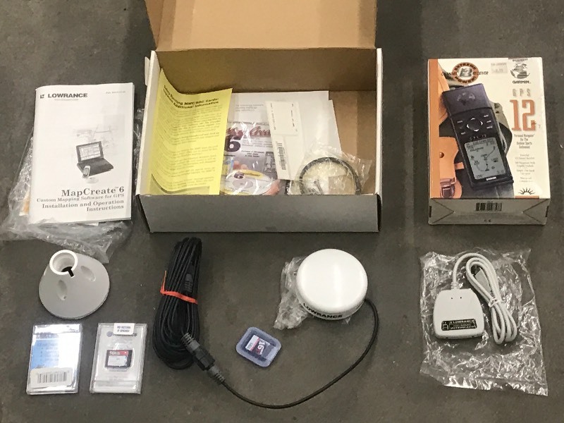 lot 46 image: Garmin GPS, Lowrance Mapping Accessories