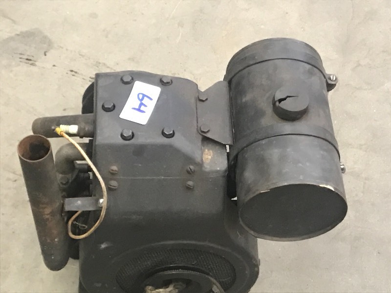 lot 64 image: Vintage Briggs & Stratton Engine