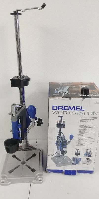 lot 52 image: Dremel Workstation