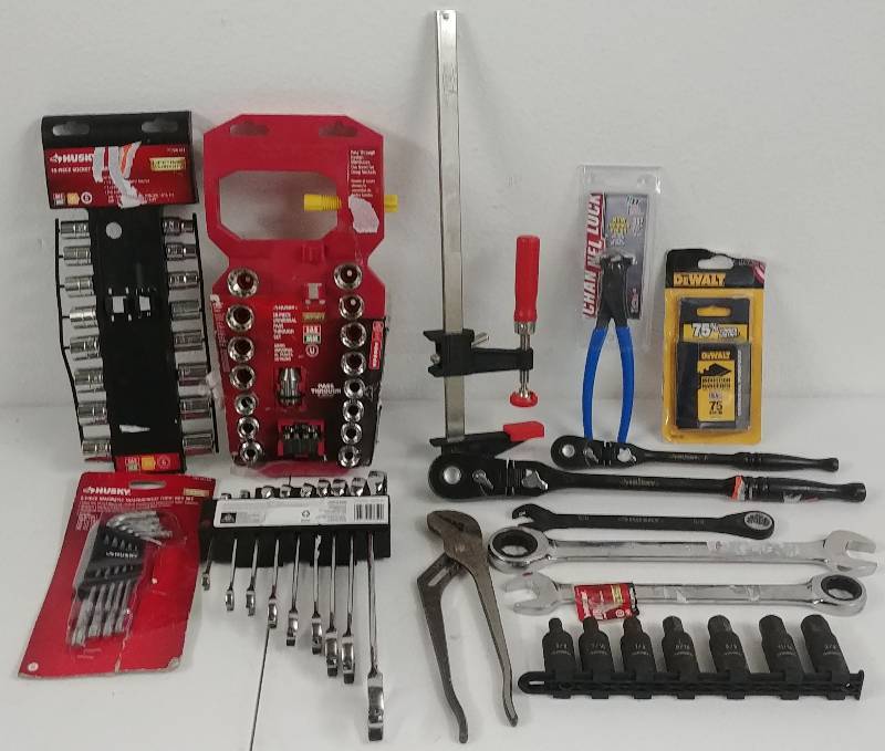 lot 55 image: Assorted Husky Automotive Tools & More