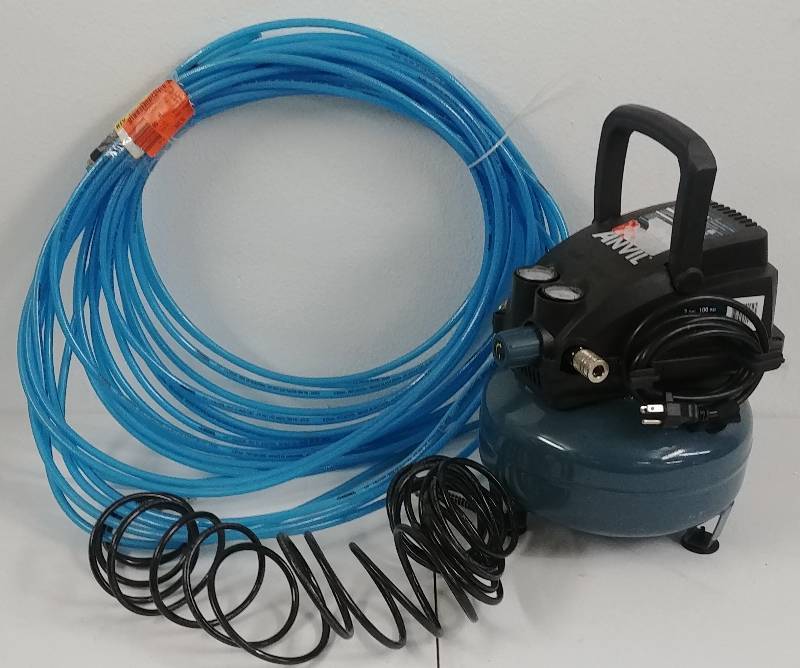 lot 63 image: Anvil 2gal Air Compressor  Husky 38 Air Line