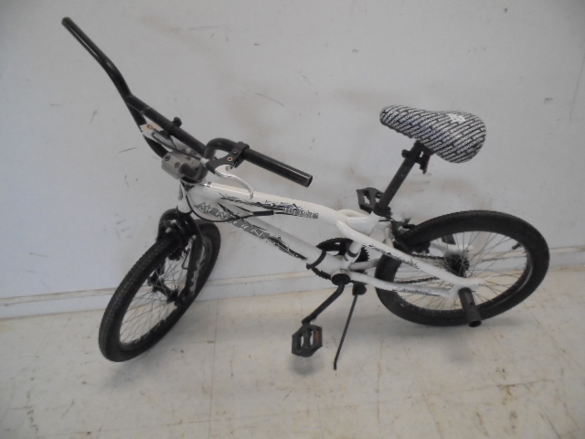 mongoose bionic bmx bike