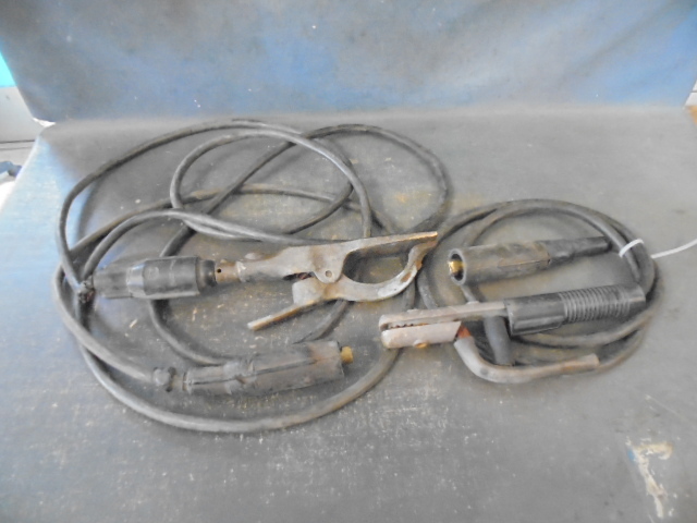 lot 31 image: Welding Leads