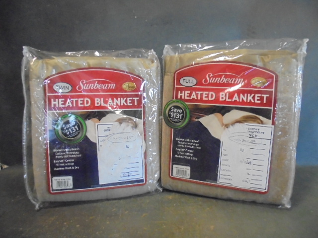 lot 39 image: Heated Blankets