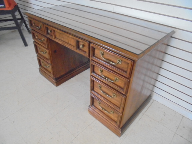 lot 61 image: Desk with Tempered Glass