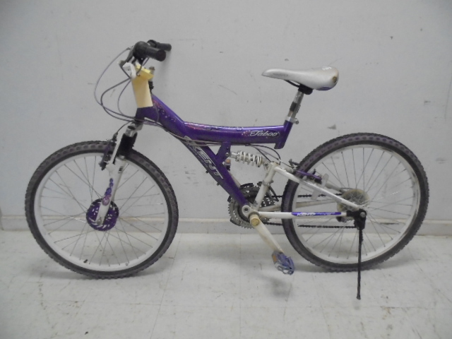lot 57 image: Kent Bicycle