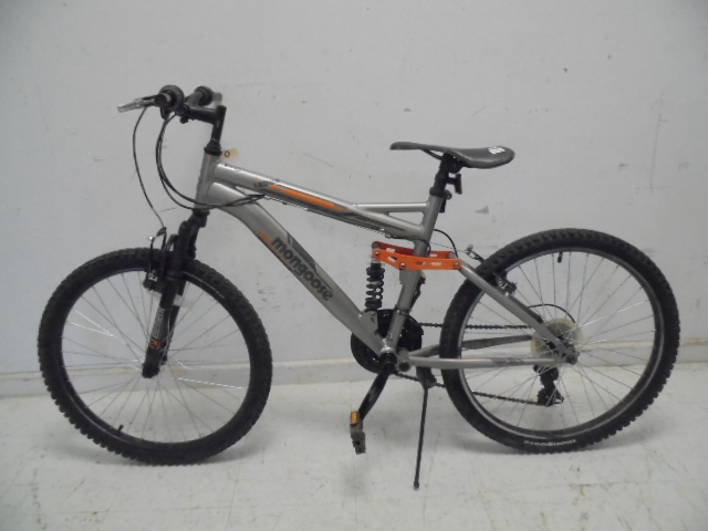 lot 59 image: Mongoose Bicycle