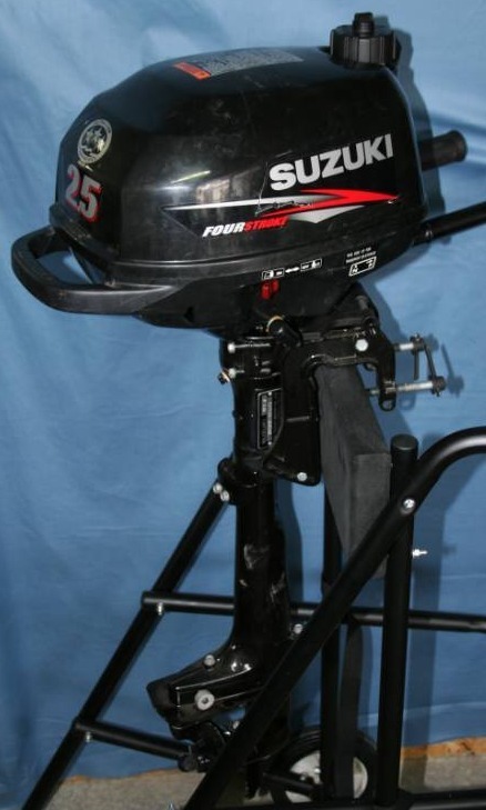 lot 51 image: Suzuki Outboard Motor