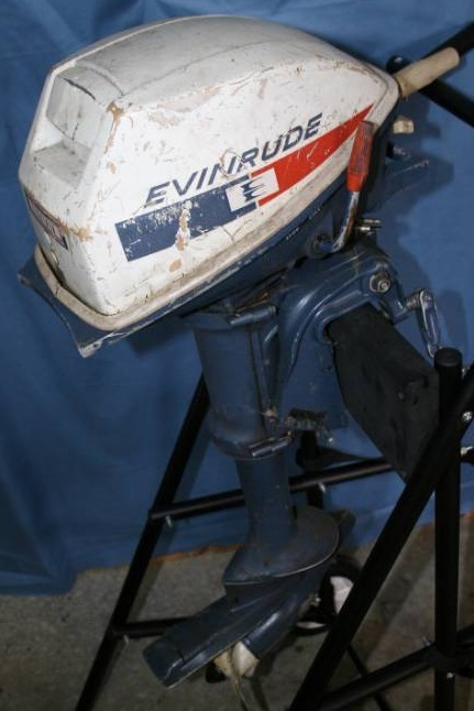 lot 56 image: Evinrude Outboard Motor