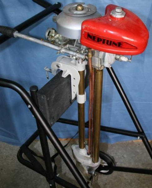lot 68 image: Neptune Vintage Outboard Motor