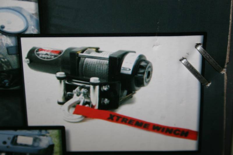 lot 87 image: Xtreme Winch