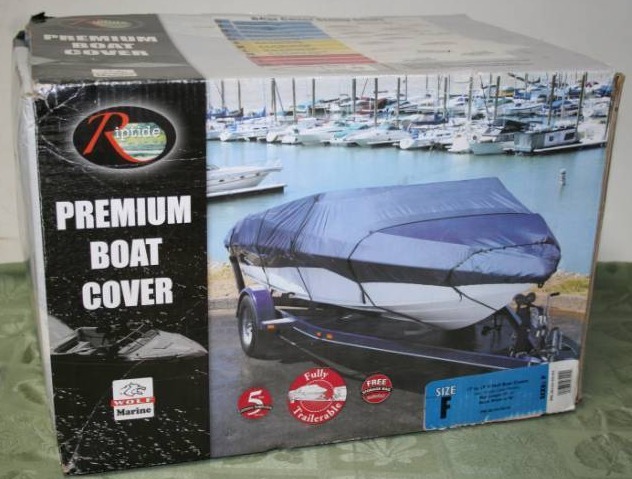 lot 98 image: Premium Boat Cover
